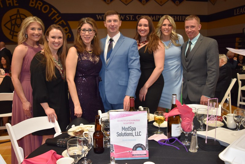 33rd Annual Dinner & Auction CBA's Rocking Around The Clock near syracuse ny image of alumni at dinner