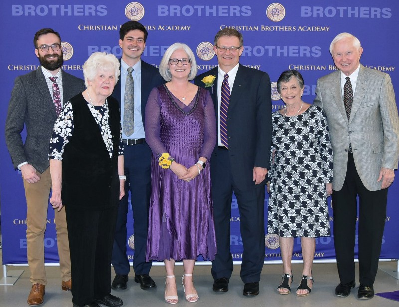 purple and gold award near syracuse ny image of kathleen and jon oconnorr