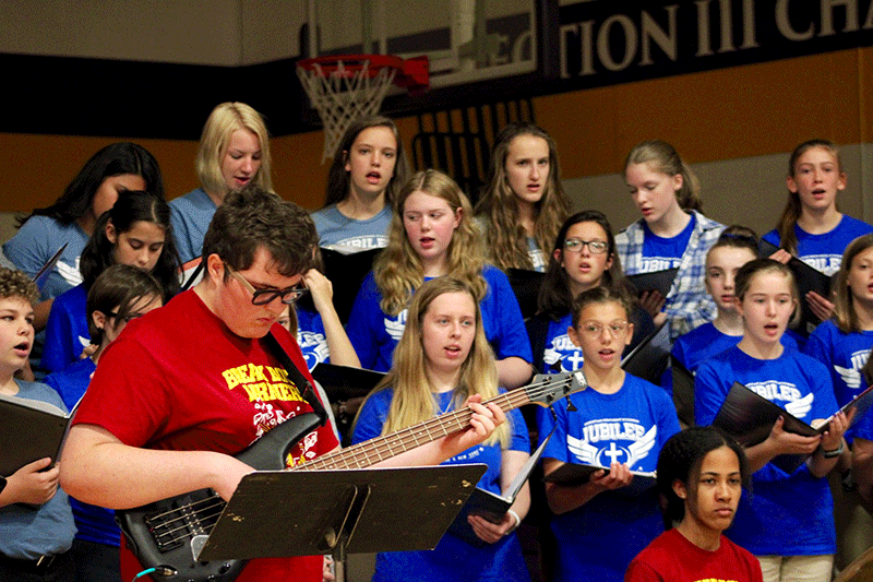 Sam Johnston and Janelle Little (front) and the Jubilee Chorus