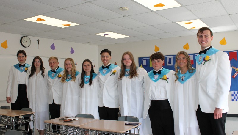 2024 class of graduating seniors at cba in syracuse ny