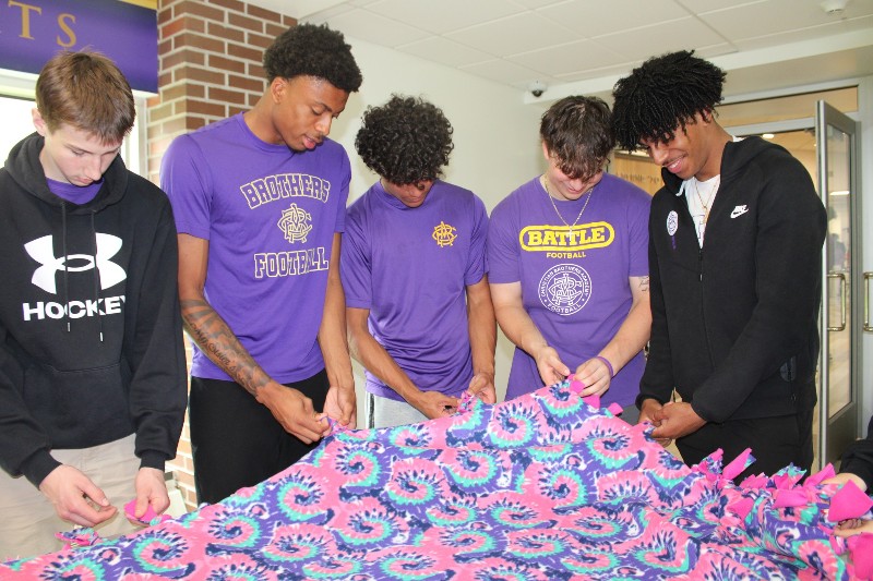 Students Making Blanket Service