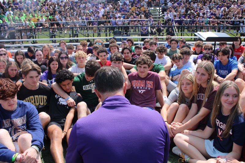 careers at cba near syracuse ny image of teachers talking to students
